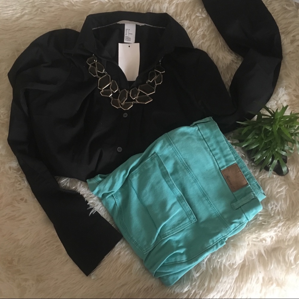 Black H&M Button Down!!